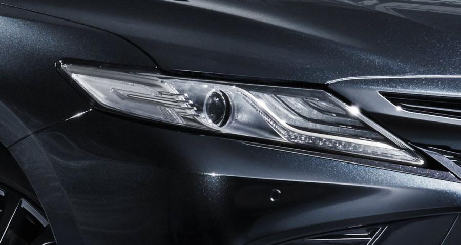 Детали экстерьера Toyota Camry WS Black Edition 2020 года  (фото 5 из 10)